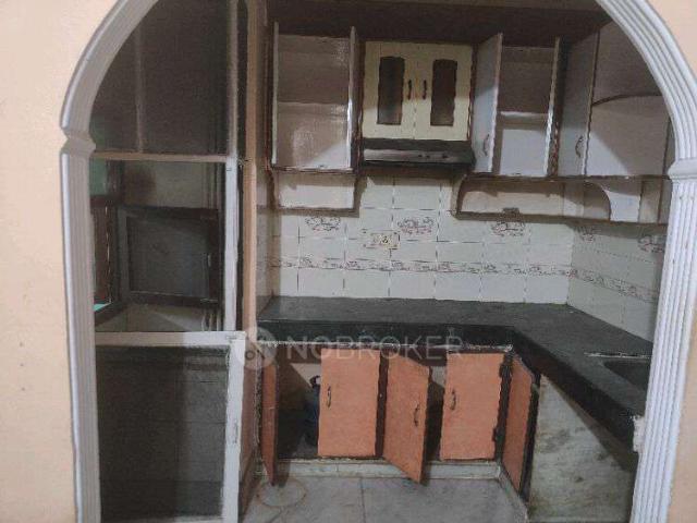 Flat for rent in West Delhi, Deri