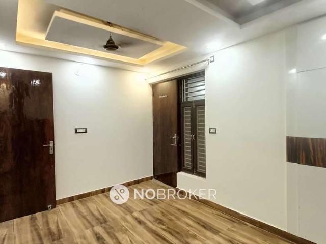 Flat for sale in West Delhi, Deri
