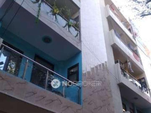 Flat for sale in South West Delhi, Deri