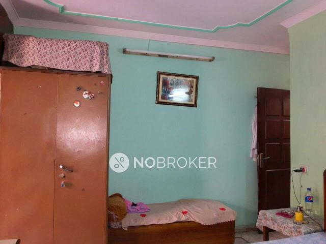 Flat for sale in South Delhi, Deri