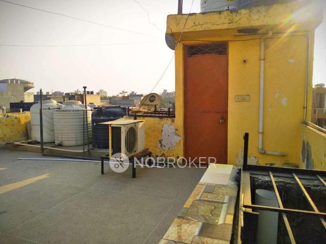 Flat for sale in Rohini, Delhi