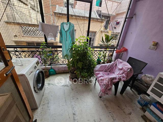 Flat for sale in South Delhi, Deri
