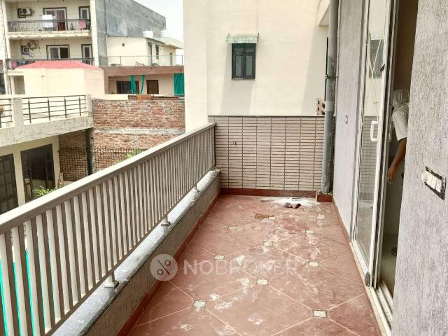 Flat for sale in Hariana