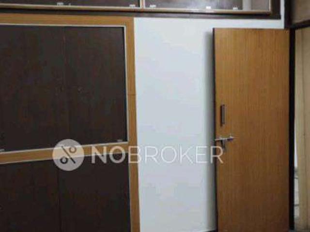 Flat for sale in Shakarpur, Delhi