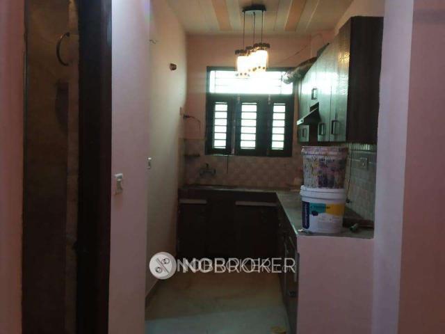 Flat for sale in West Delhi, Deri
