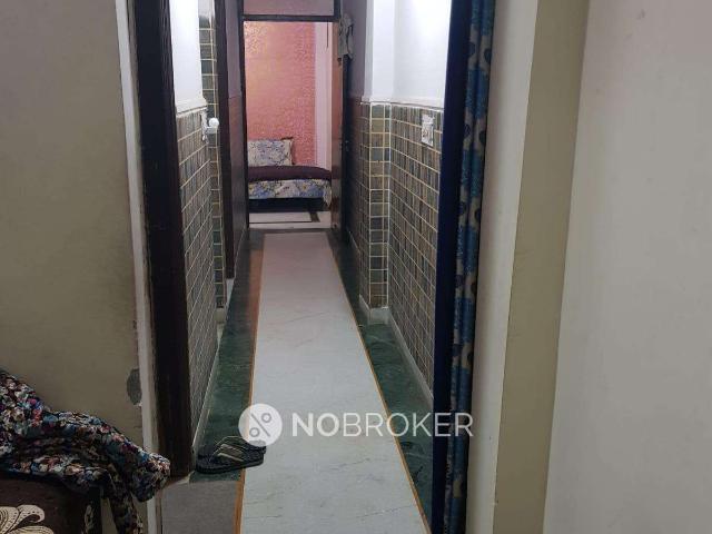 Flat for sale in West Delhi, Deri