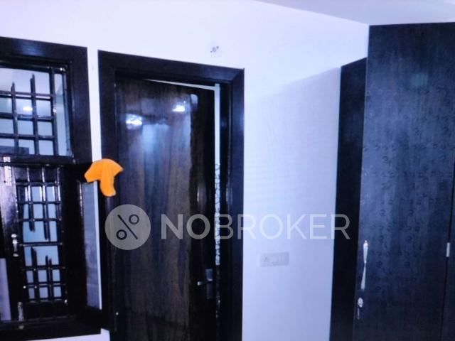 Flat for rent in West Delhi, Deri