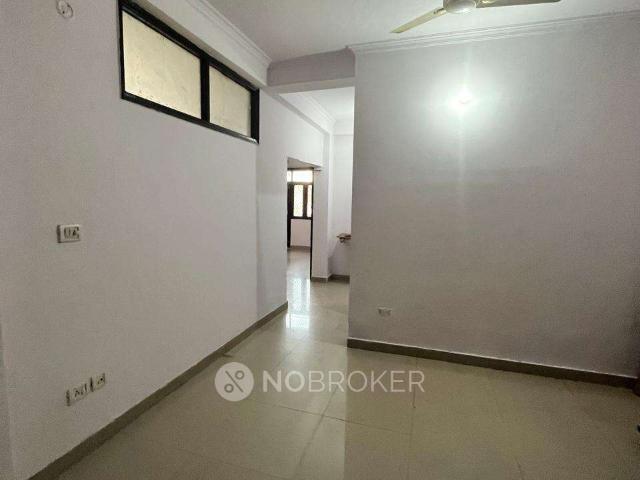 Flat for sale in South West Delhi, Deri