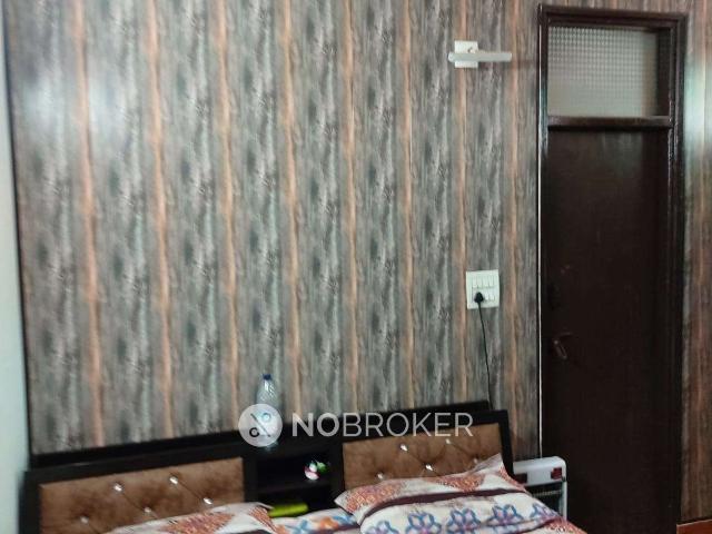 Flat for sale in West Delhi, Deri