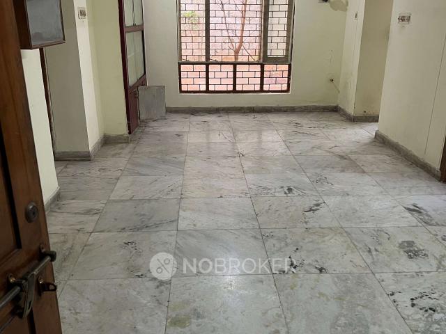 Flat for sale in Jubilee Hills, Hyderabad