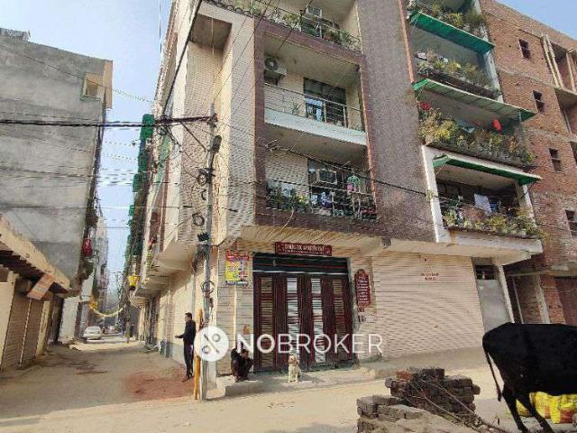 Flat for sale in West Delhi, Deri