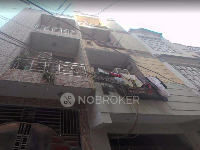 Flat for rent in West Delhi, Deri