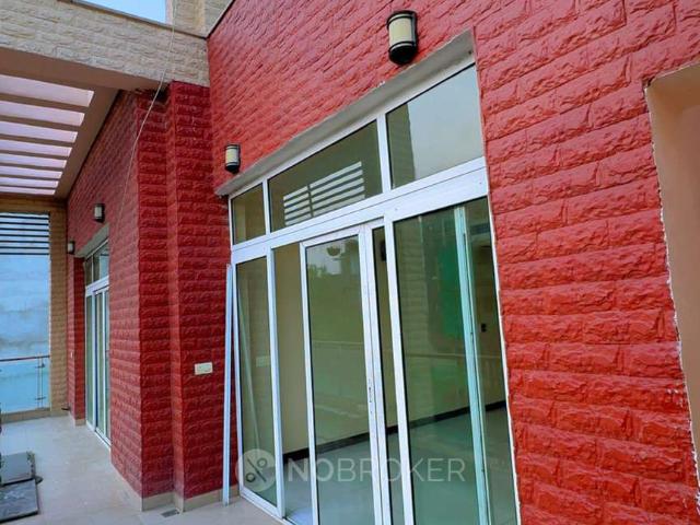 Flat for rent in Hariana