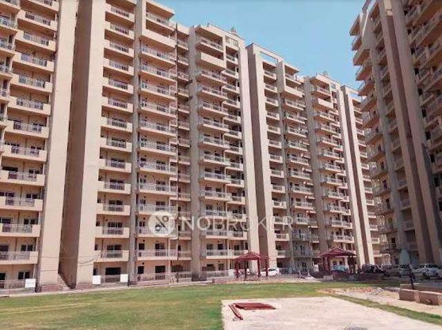 Flat for rent in Hariana