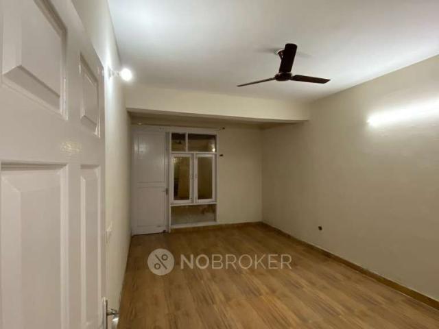 Flat for rent in Faridabad