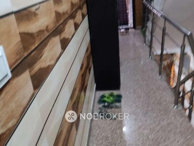 Flat for sale in South West Delhi, Deri