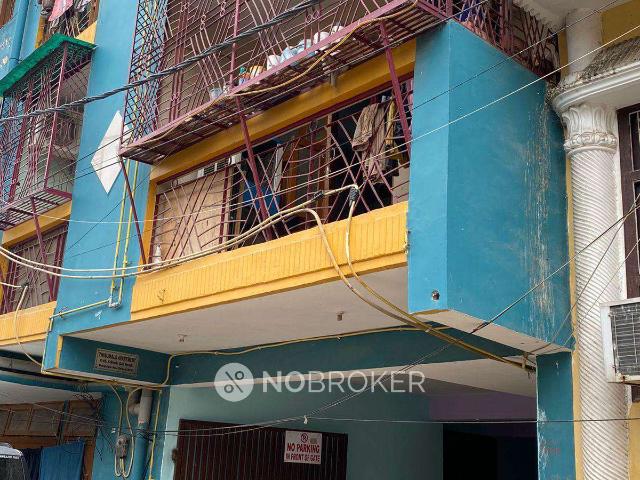 Flat for sale in Deri