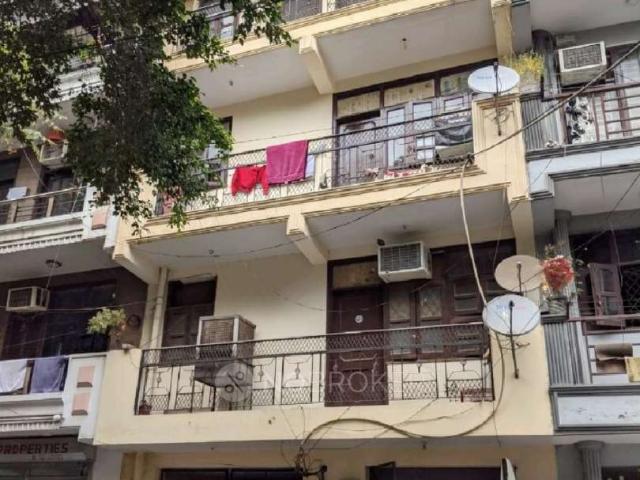 Flat for rent in South Delhi, Deri