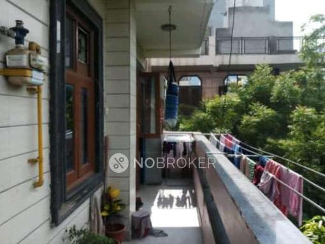 Flat for sale in Vivek Vihar, Delhi
