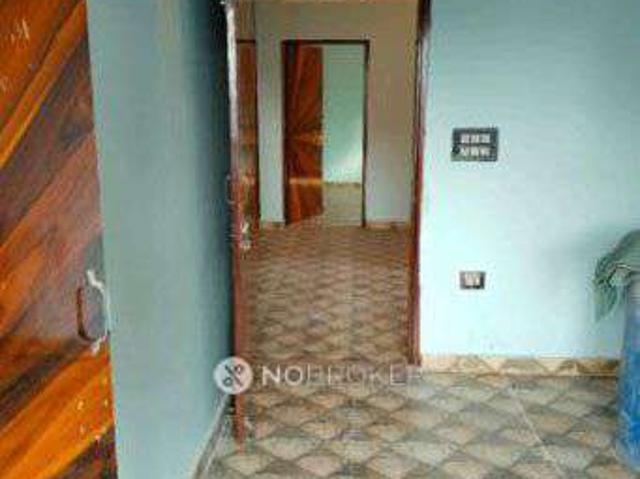 Flat for rent in South West Delhi, Deri