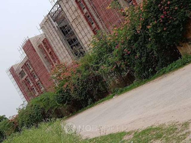 Flat for rent in South Delhi, Deri