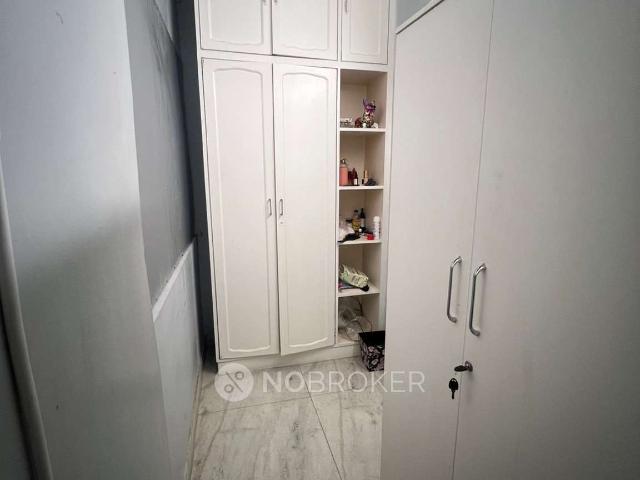 Flat for sale in Vasant Kunj, Delhi