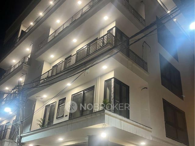 Flat for rent in South Delhi, Deri