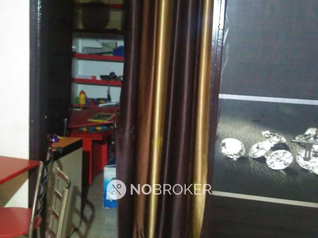 Flat for sale in West Delhi, Deri