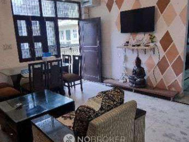 Flat for sale in West Delhi, Deri