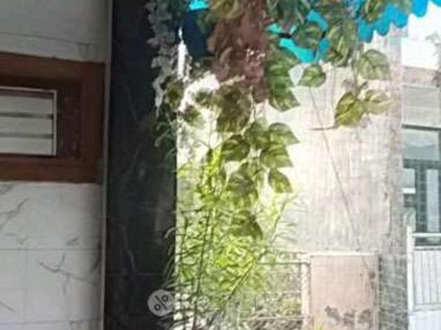 Flat for sale in Nawada, Delhi