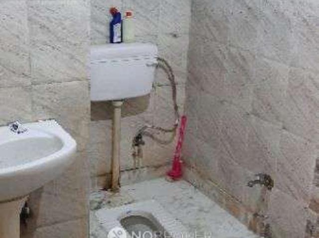 Flat for sale in South West Delhi, Deri
