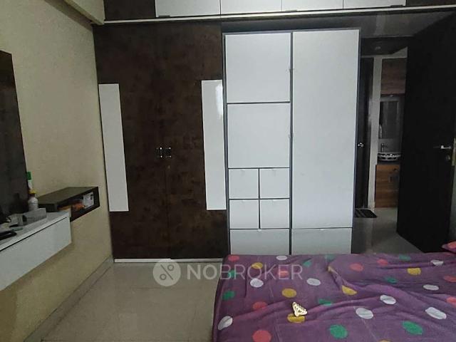 Flat for sale in Everest World Park, Thane