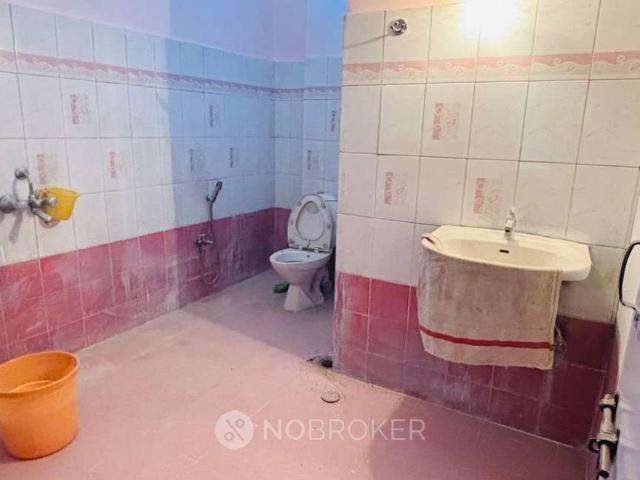 Flat for sale in Sultan Bazar, Hyderabad
