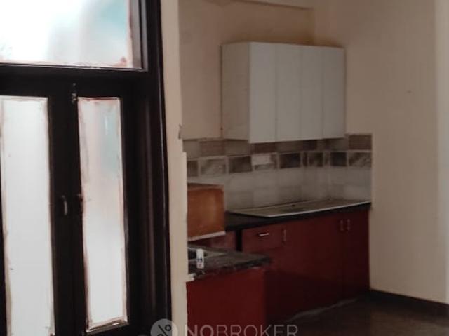 Flat for rent in South Delhi, Deri