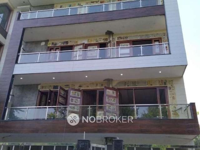 Property for rent in Hariana