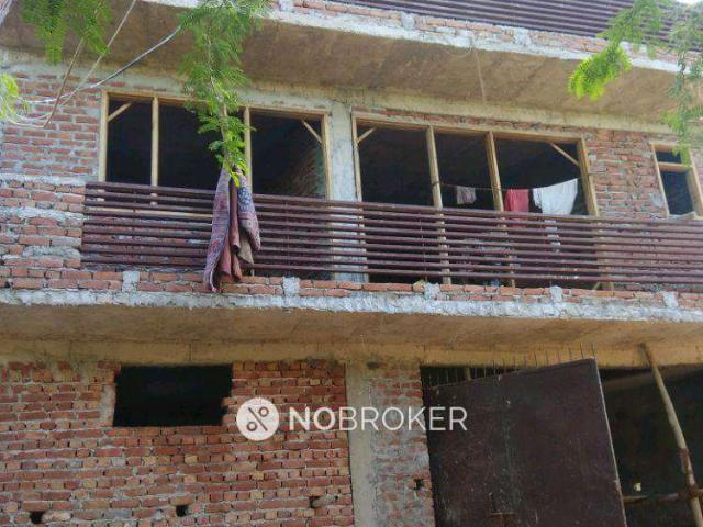 Property for rent in Deri