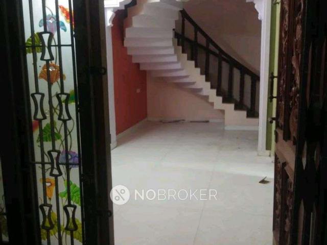 Property for rent in Royapuram, Tamil Nadu