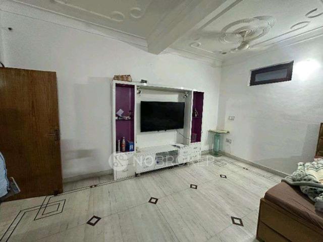 Property for rent in Hariana