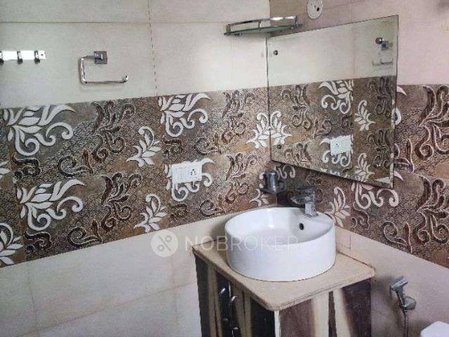 Property for rent in Hariana