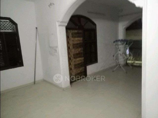 Property for rent in Hariana