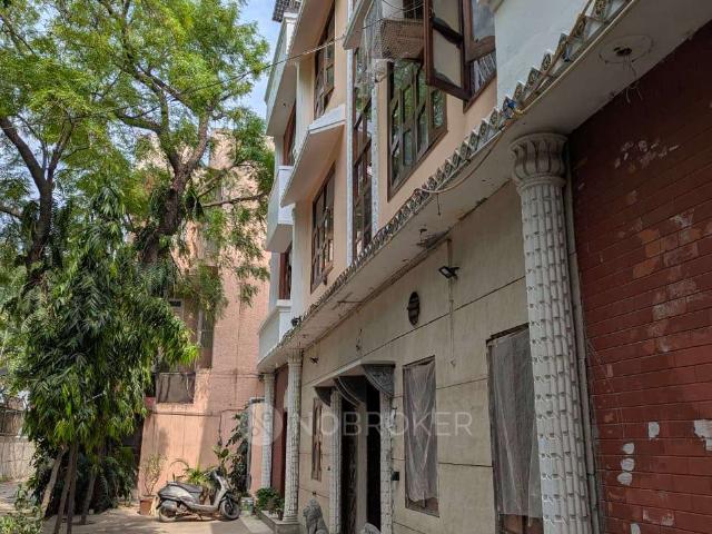 Property for rent in West Delhi, Deri