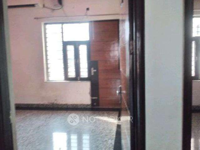 Property for rent in Hariana