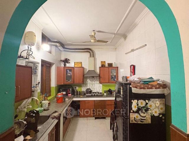 Property for rent in Sector 56, Noida