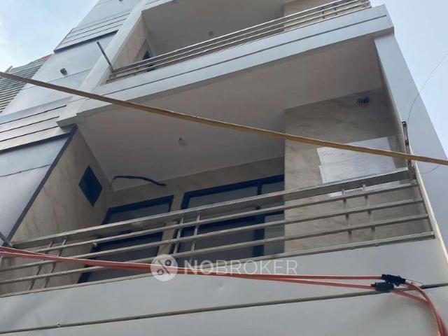 Property for rent in West Delhi, Deri