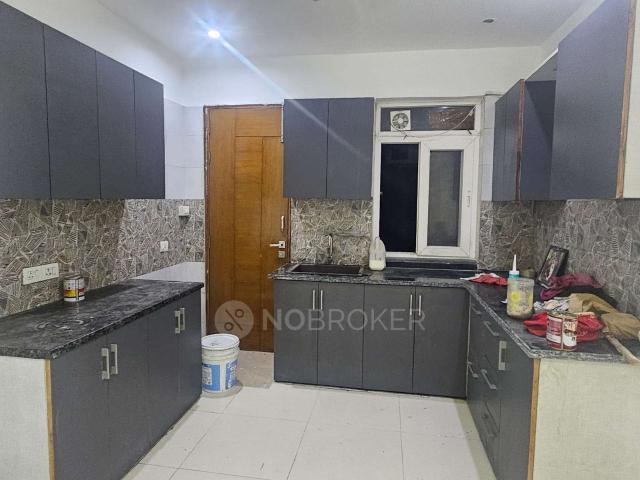 Property for rent in Hariana