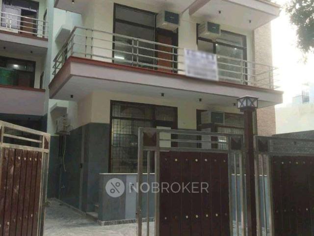 Property for rent in Hariana