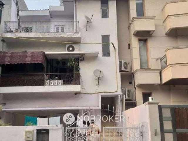 Property for rent in West Delhi, Deri