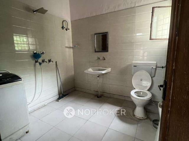 Property for rent in North West Delhi, Deri