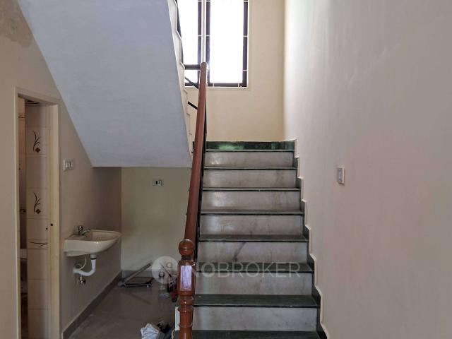 Property for rent in Perumbakkam, Tamil Nadu