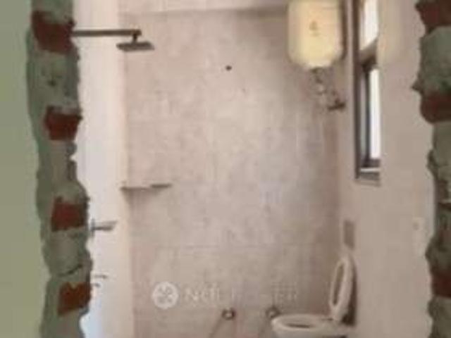 Property for rent in Deri